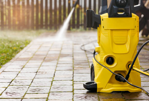 Best Sidewalk and Walkway Cleaning  in Osseo, MN